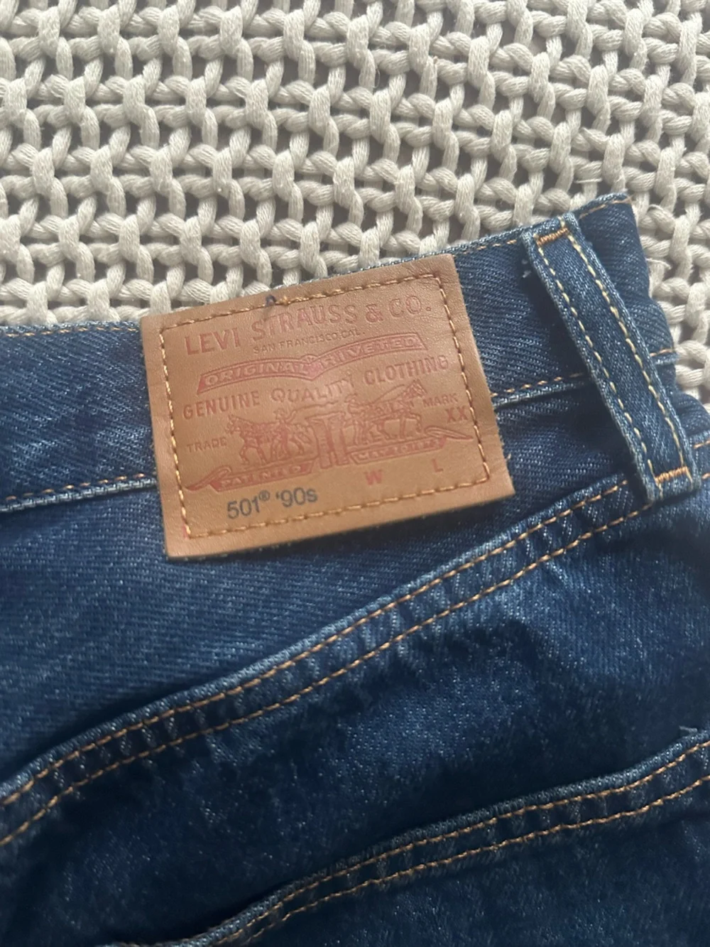 Levi’s Premium Dark Wash 501 Jeans - Picture 6 of 8
